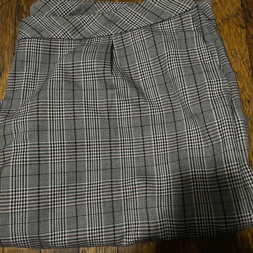Plaid wide leg trousers for work or play. This can be worn with many colors!